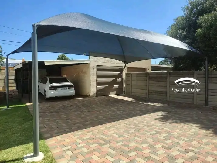 Commercial shade, 4 bay